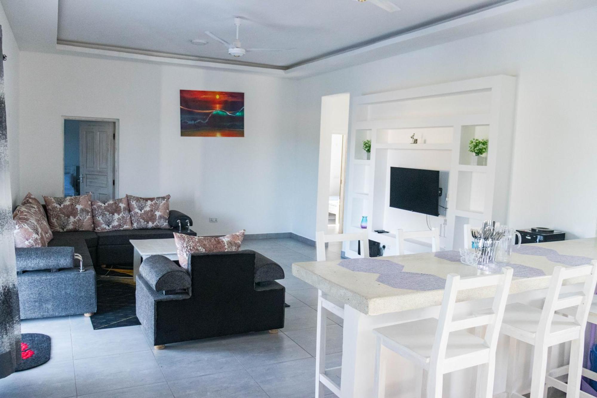 4 U Luxury Bungalows Diani شاطئ دياني المظهر الخارجي الصورة