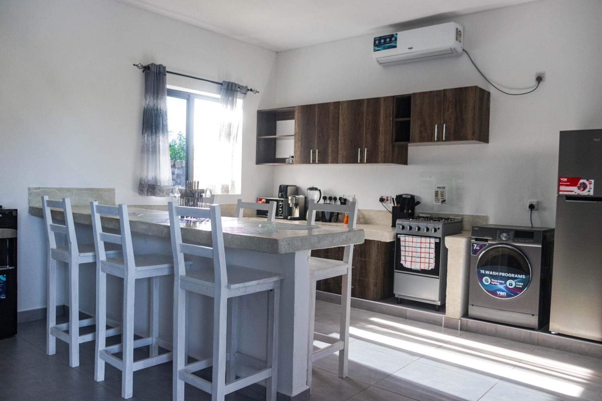 4 U Luxury Bungalows Diani شاطئ دياني المظهر الخارجي الصورة