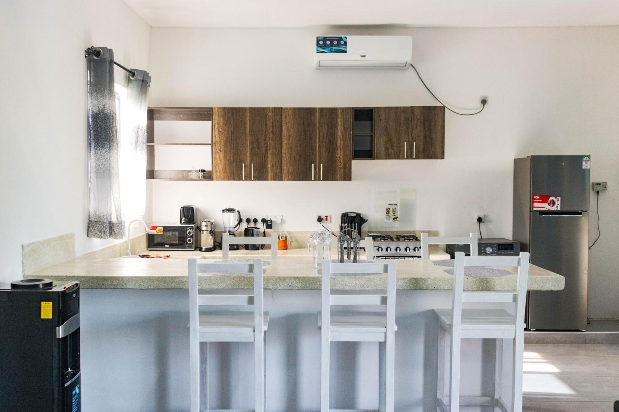 4 U Luxury Bungalows Diani شاطئ دياني المظهر الخارجي الصورة